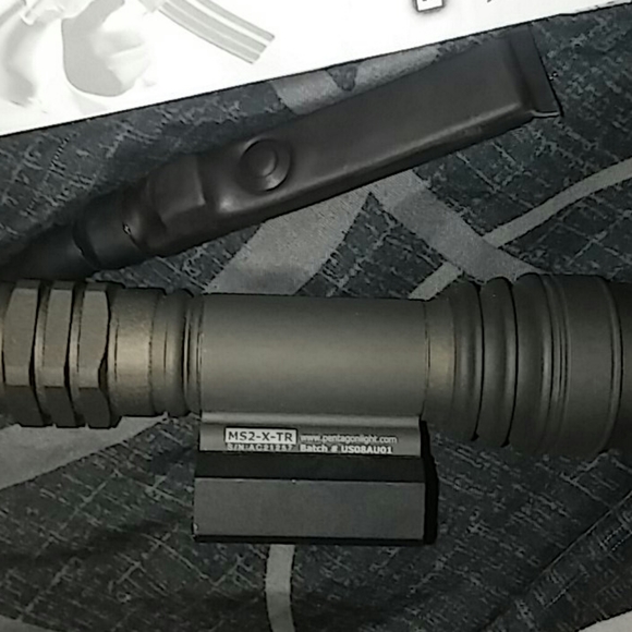 Pentagon Light - Picture 3 of 5